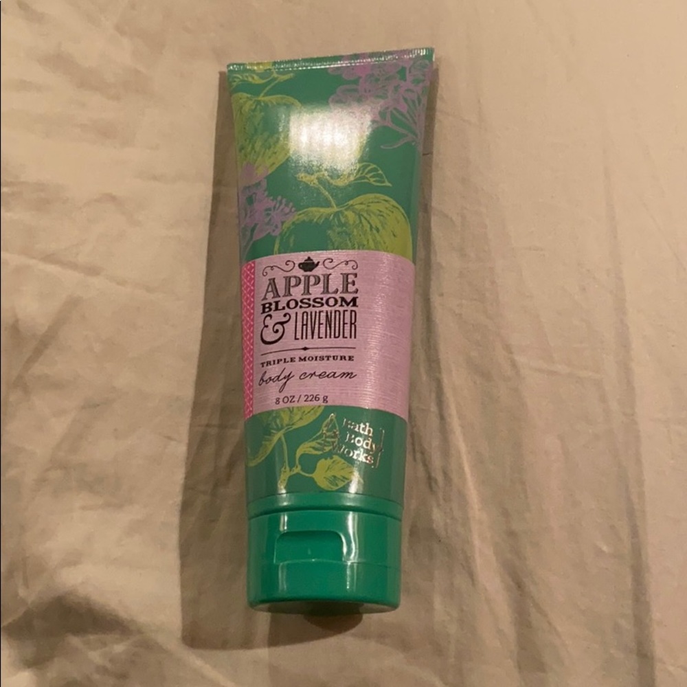 Apple Blossom and Lavender Body Cream